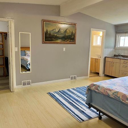 Whole Suite To Yourself At Coquitlam Centre! Port Coquitlam Ngoại thất bức ảnh