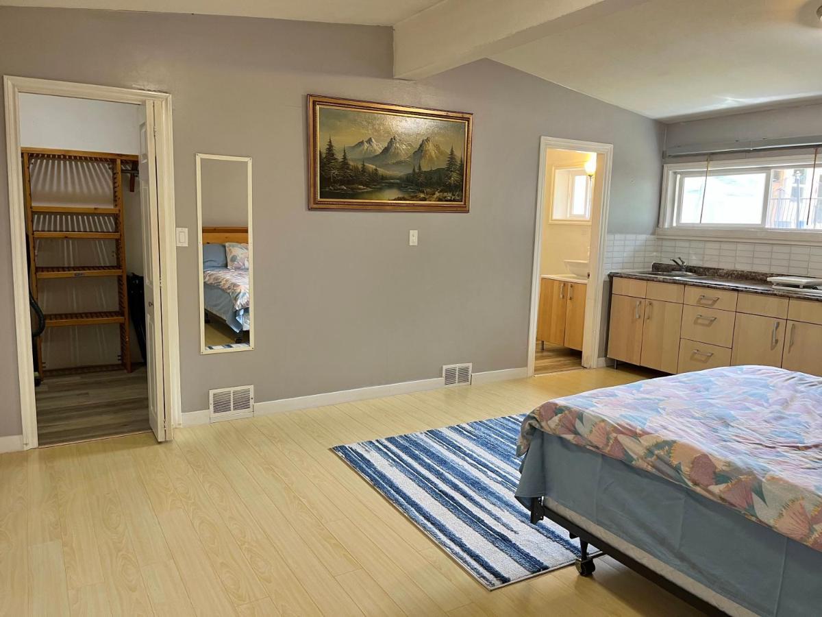 Whole Suite To Yourself At Coquitlam Centre! Port Coquitlam Ngoại thất bức ảnh