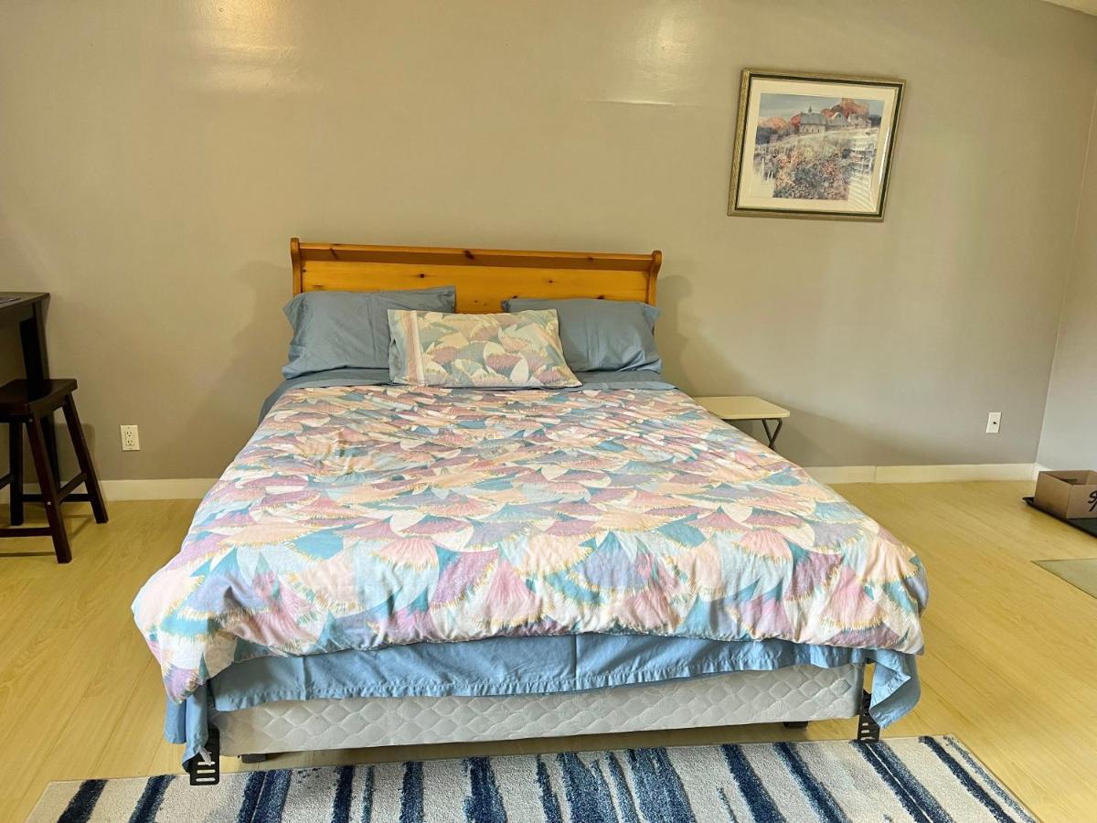 Whole Suite To Yourself At Coquitlam Centre! Port Coquitlam Ngoại thất bức ảnh