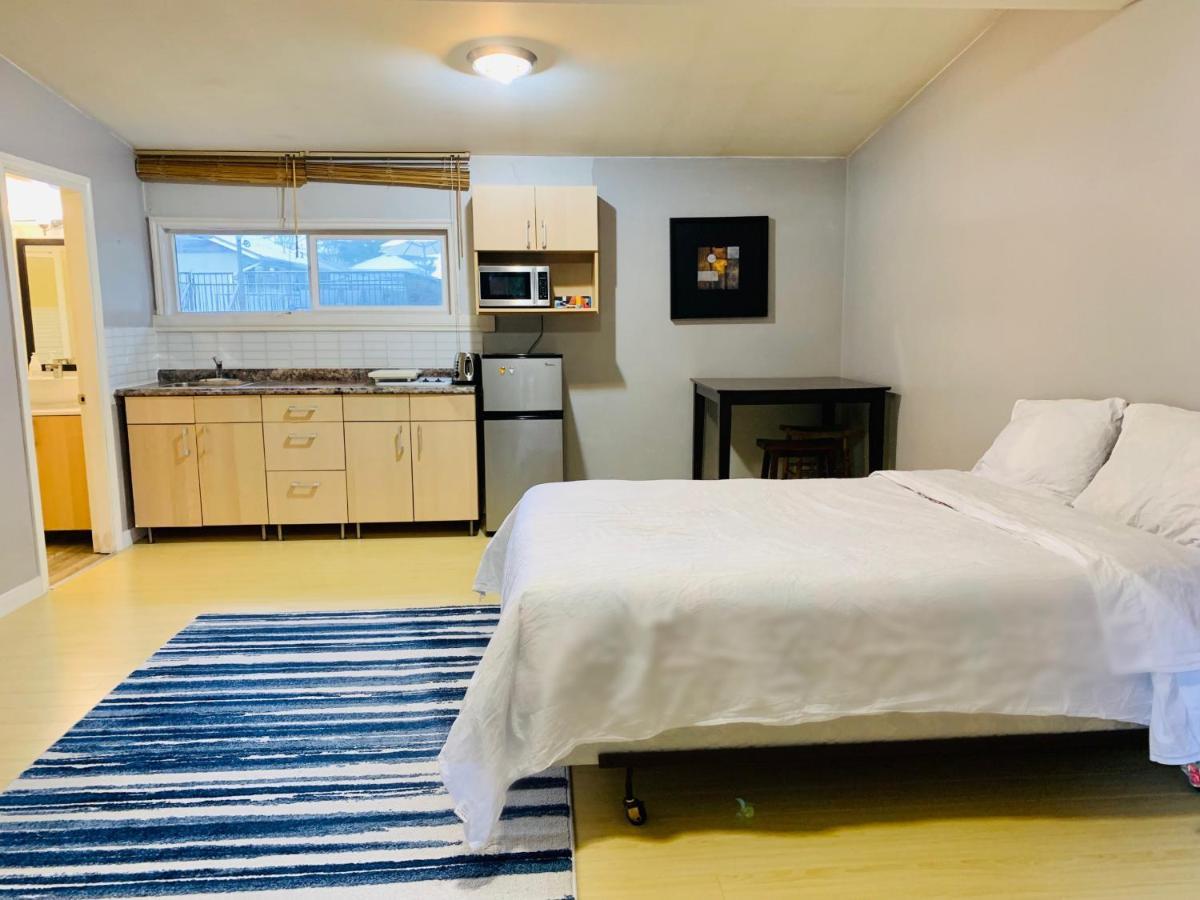 Whole Suite To Yourself At Coquitlam Centre! Port Coquitlam Ngoại thất bức ảnh